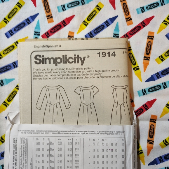 Simplicity 1914 Amazing Fit size 20W-28W Uncut Factory Folded - Picture 3 of 3